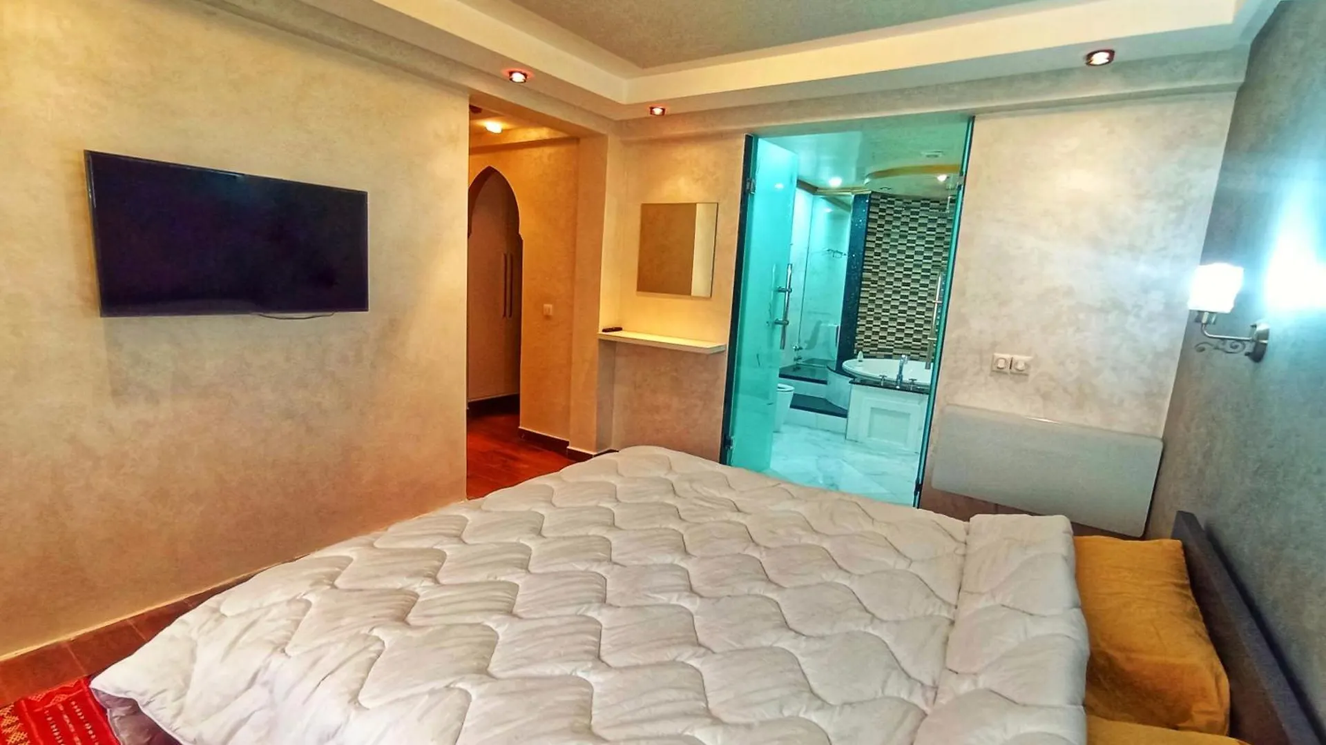 Apartment Appartemet Haut Standing With Jacuzzi Agadir